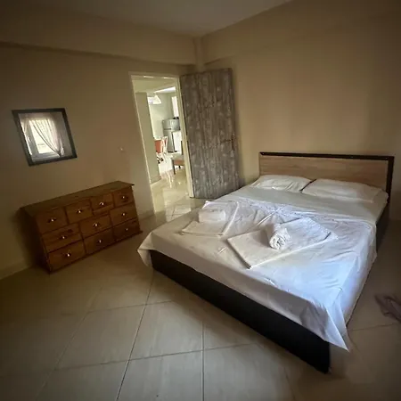 Tassos2 네아 미카니오나